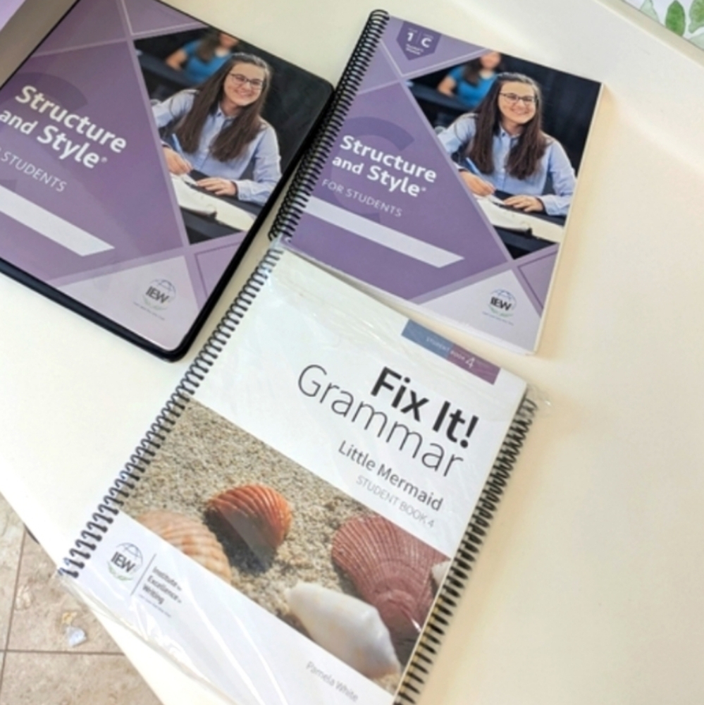 NWT Book Set IEW Year 1 Level C Writing Curriculum*** No Videos Included